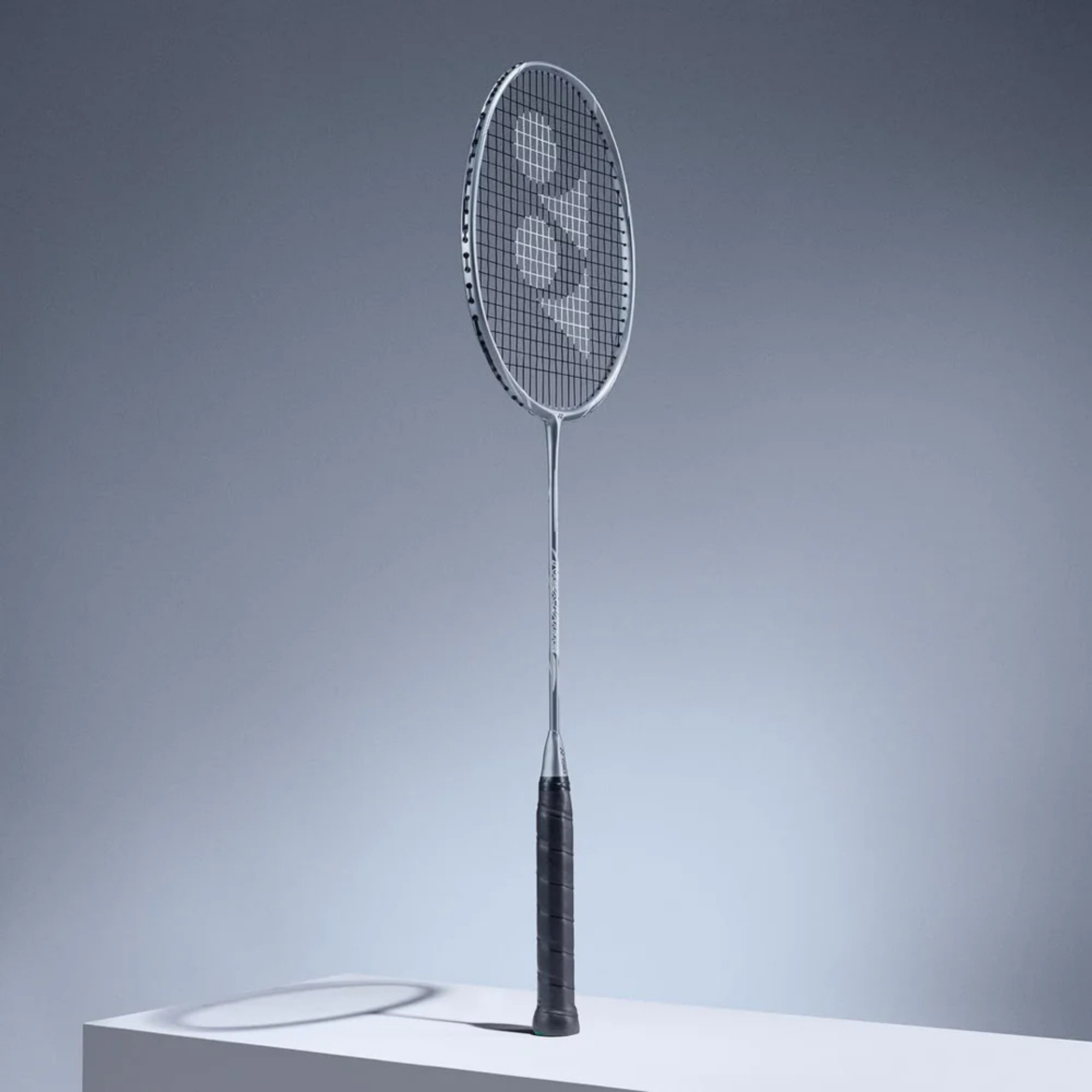 Raquette de badminton Yonex Astrox Nextage – Gris clair