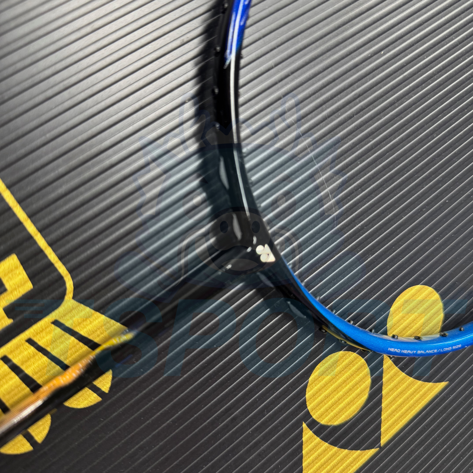 [Collect] Yonex Astrox 77 Badminton Racket - Blue