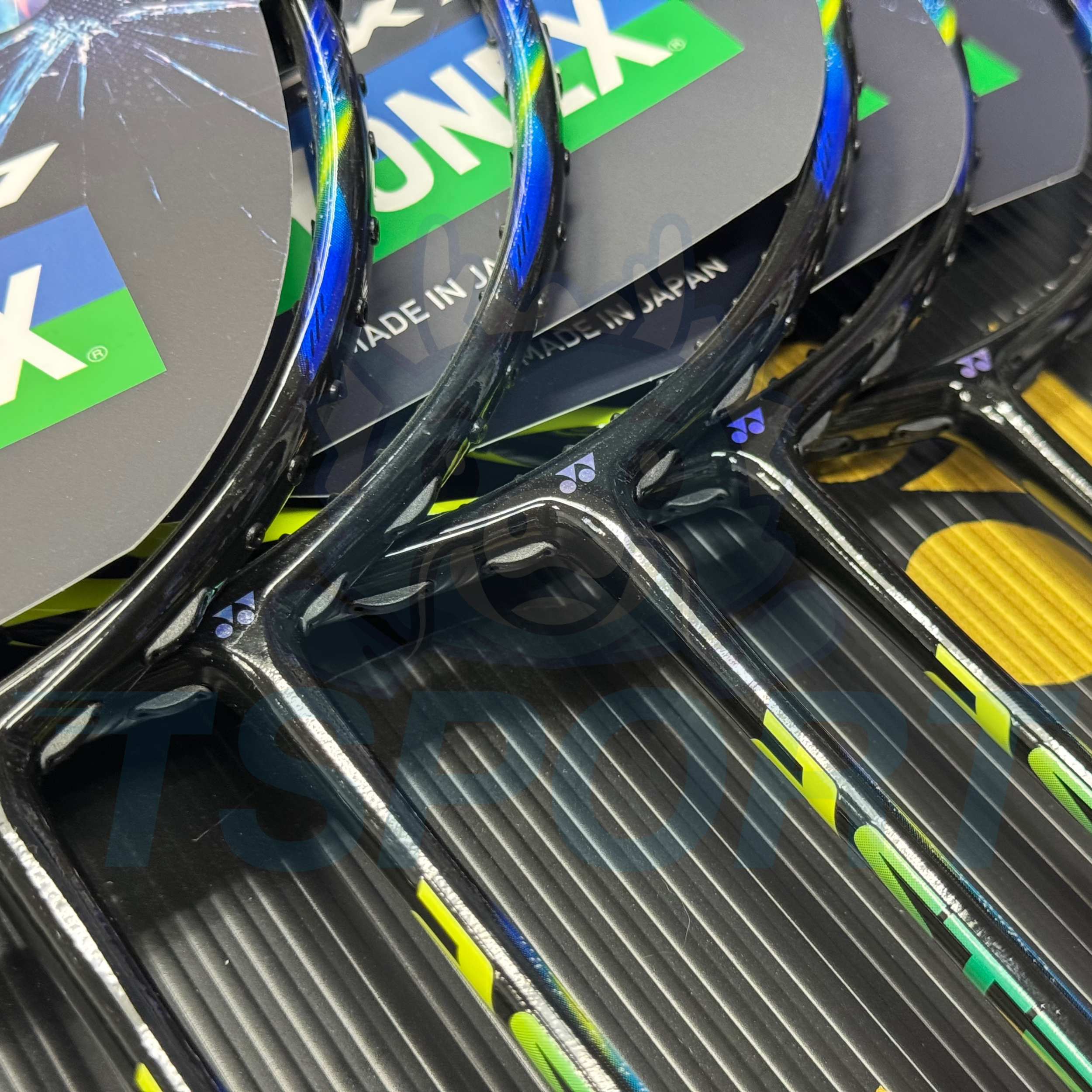 [Collect] Yonex Astrox 77 Badminton Racket - Shine Yellow