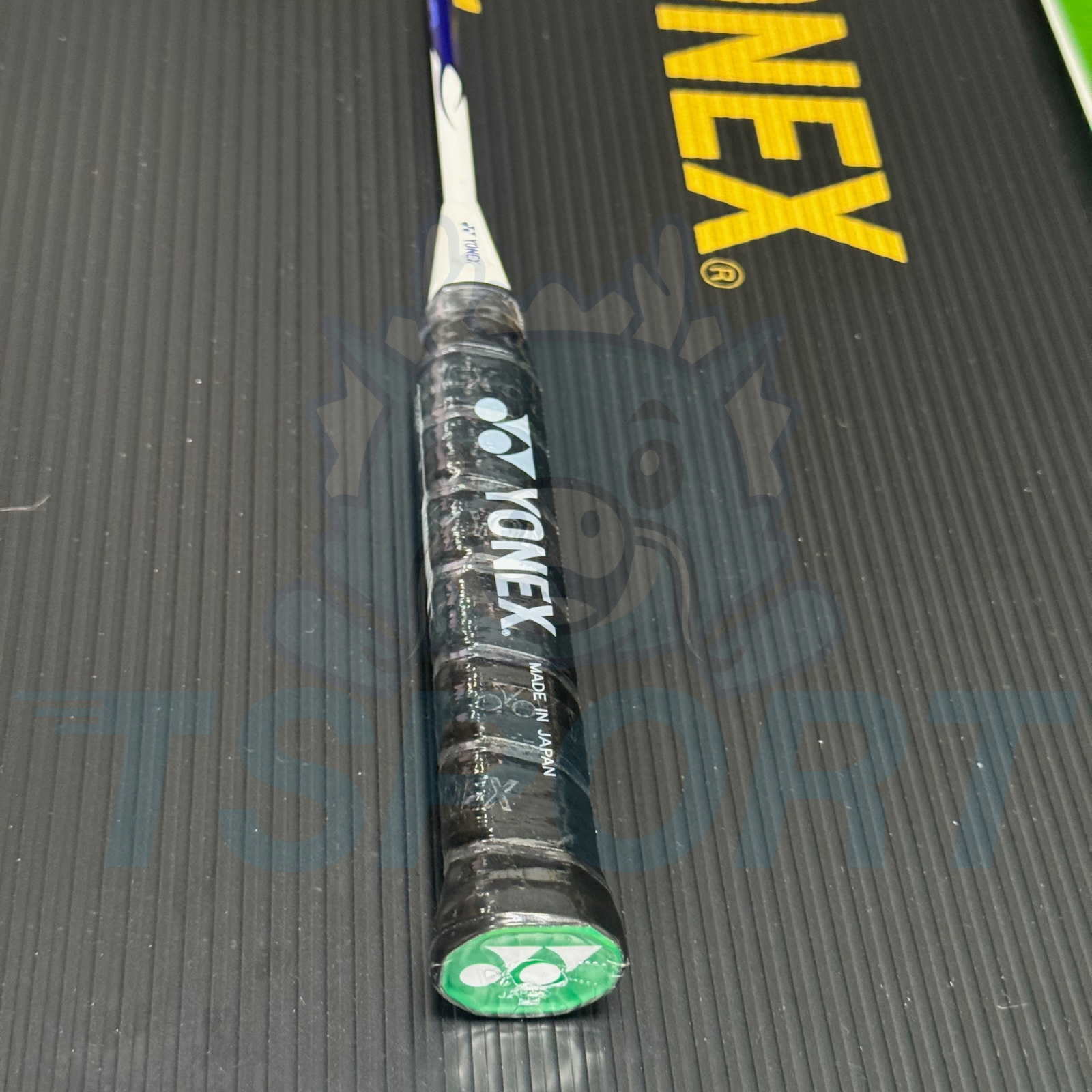 [Collect] Yonex Astrox 99 BP Limited Badminton Racket - White / Navy