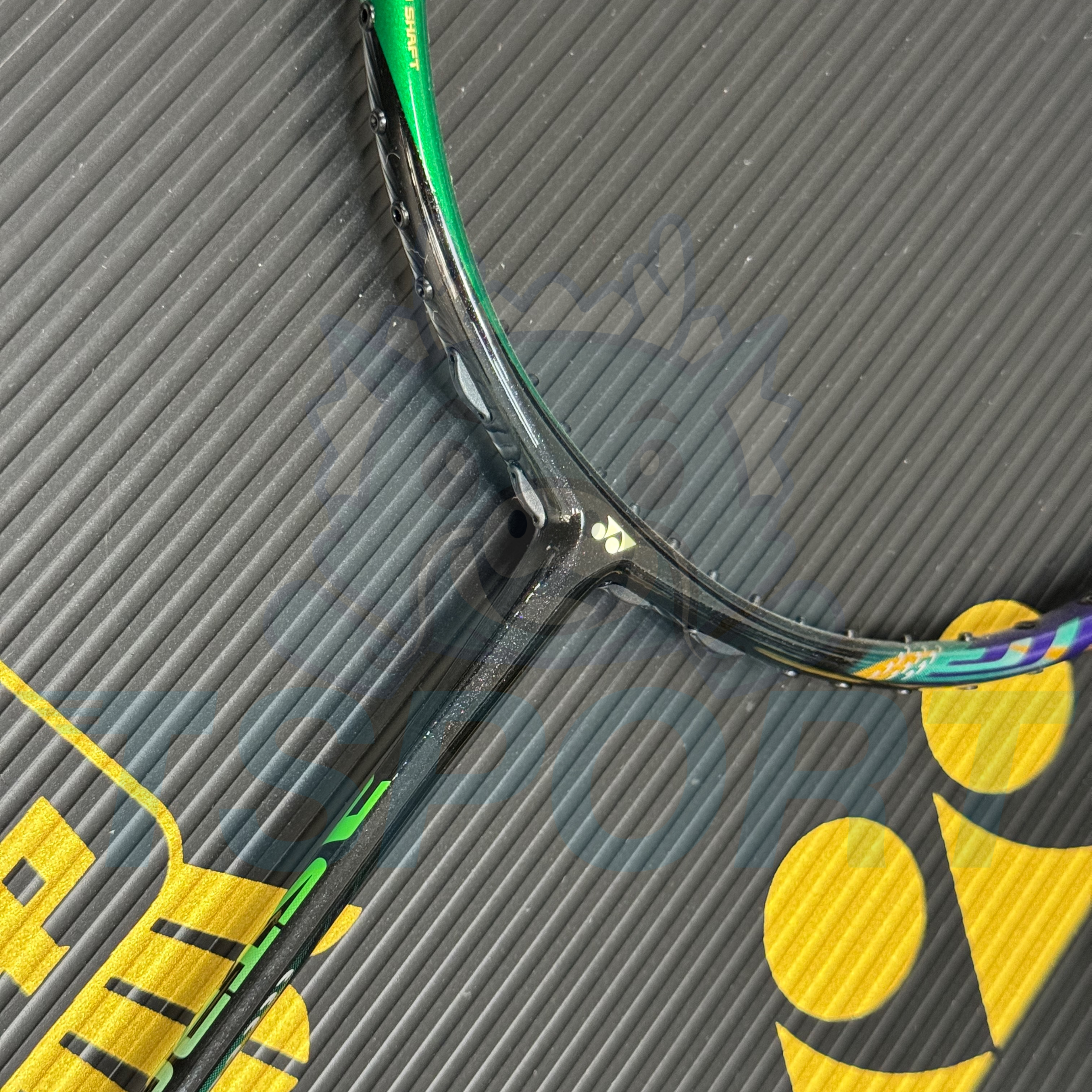 [Collect] Yonex Astrox 99 Lee Chong Wei Badminton Racket - Green