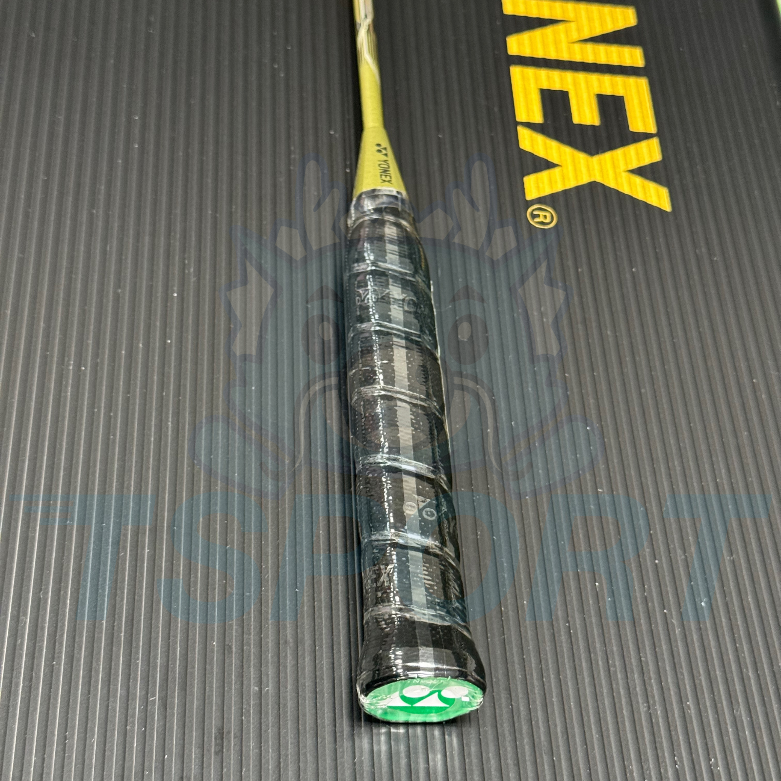 [Collect] Yonex Nanoflare 700 2020 Limited Badminton Racket - Gold