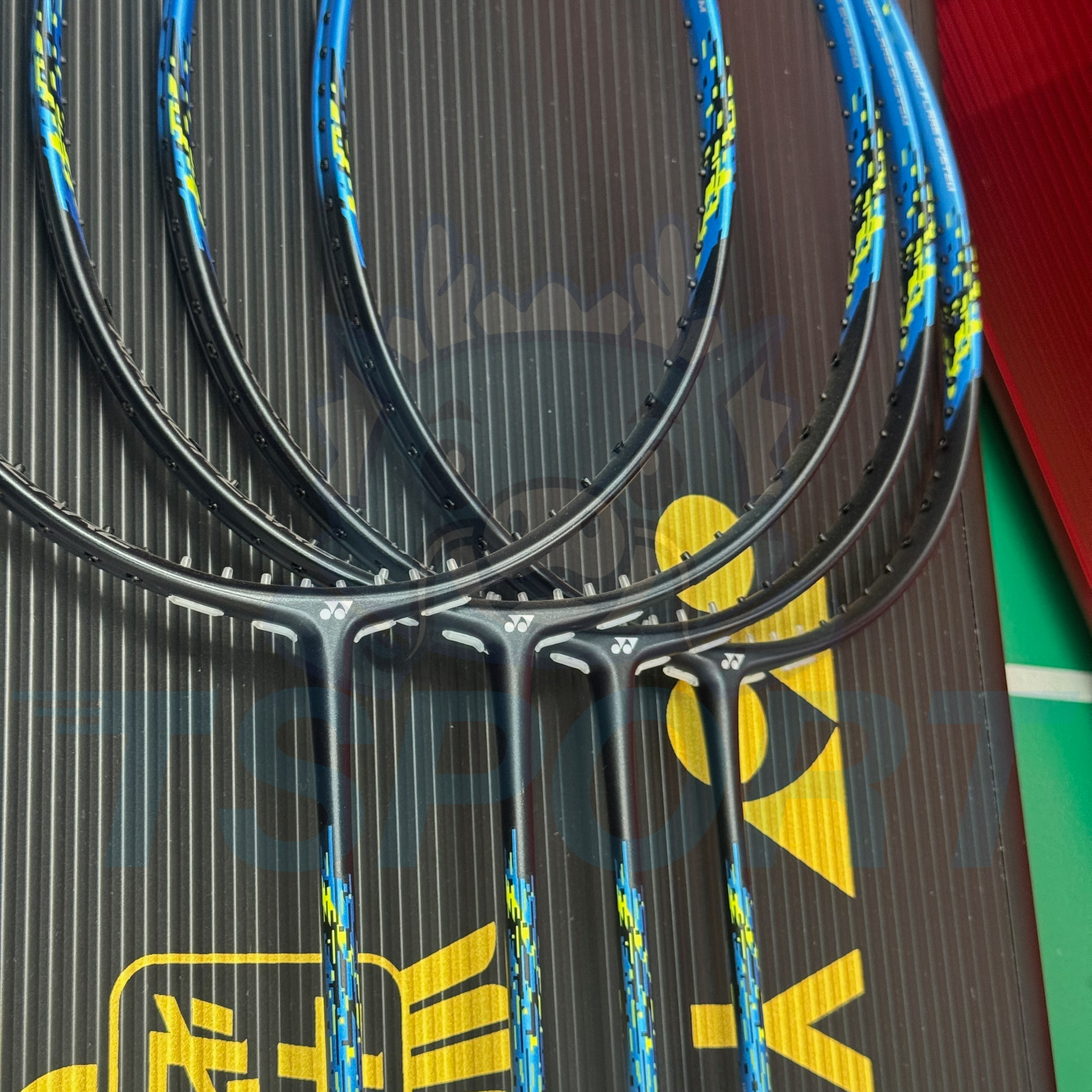 [Collect] Yonex Nanoflare 700 Badminton Racket - Cyan