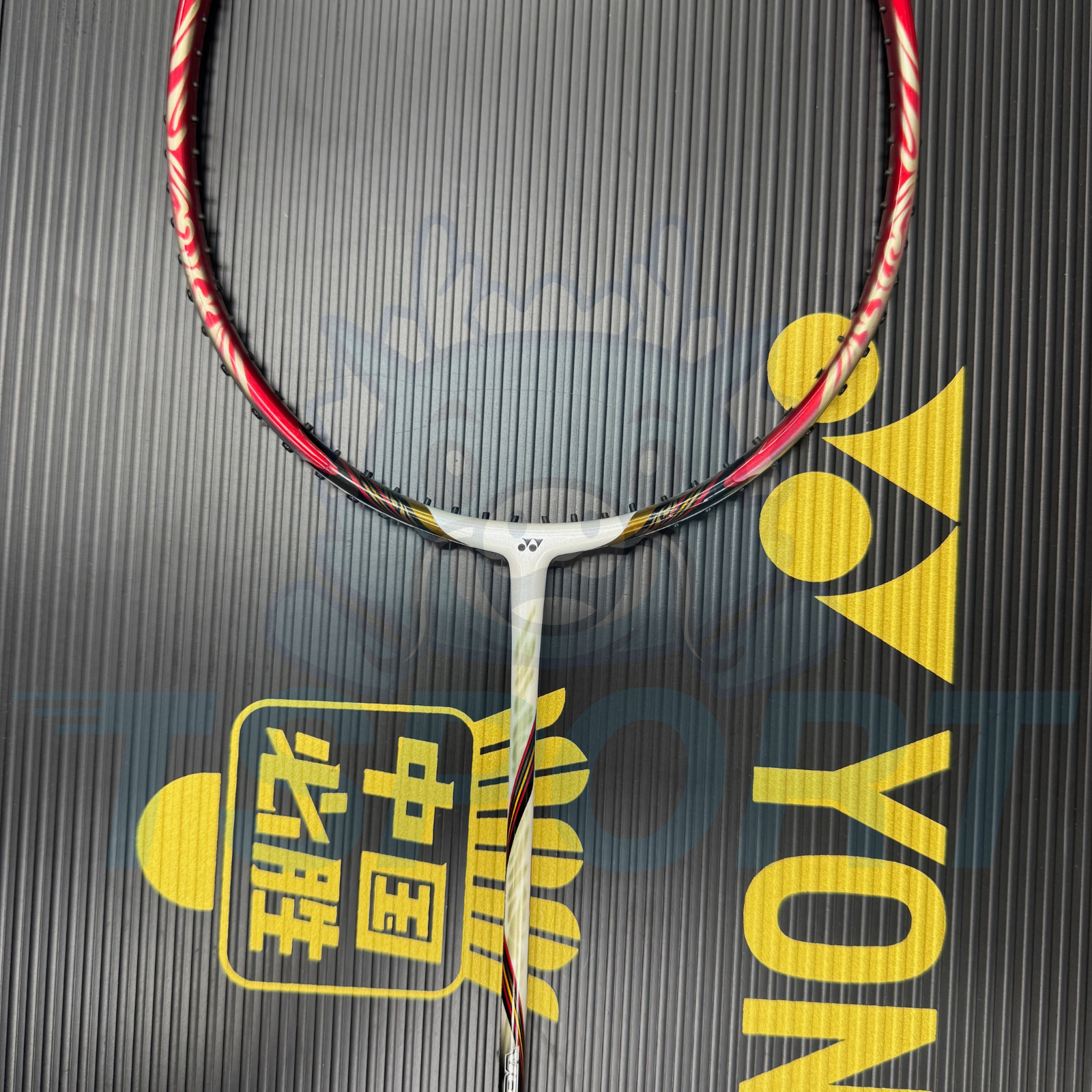 [Collect] Yonex Voltric 80 Limited Badminton Racket -