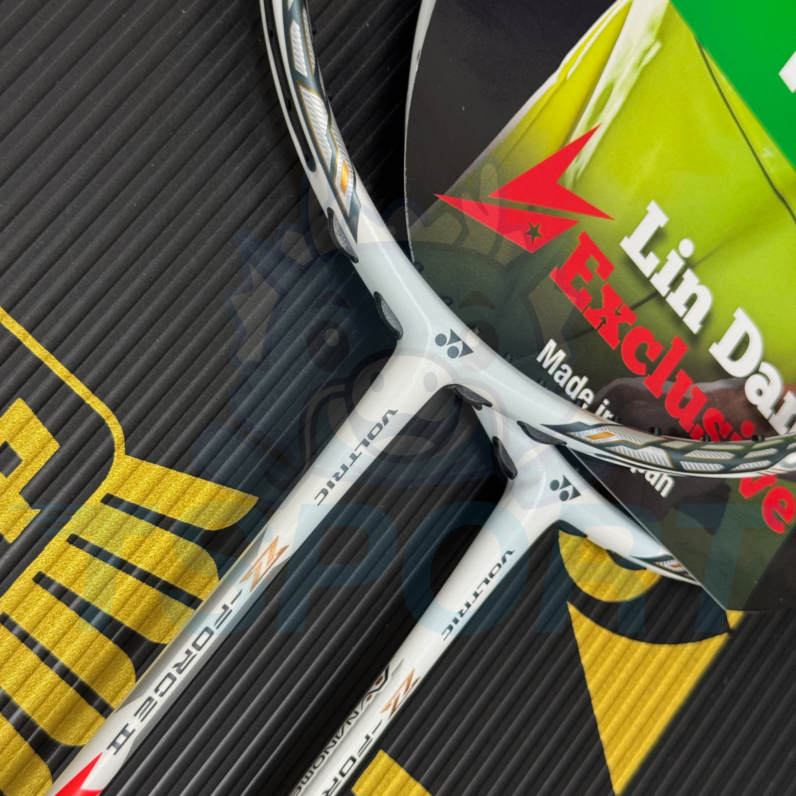 [Collect] Yonex x Lin Dan Voltric Z-Force II Limited Badminton Racket - White