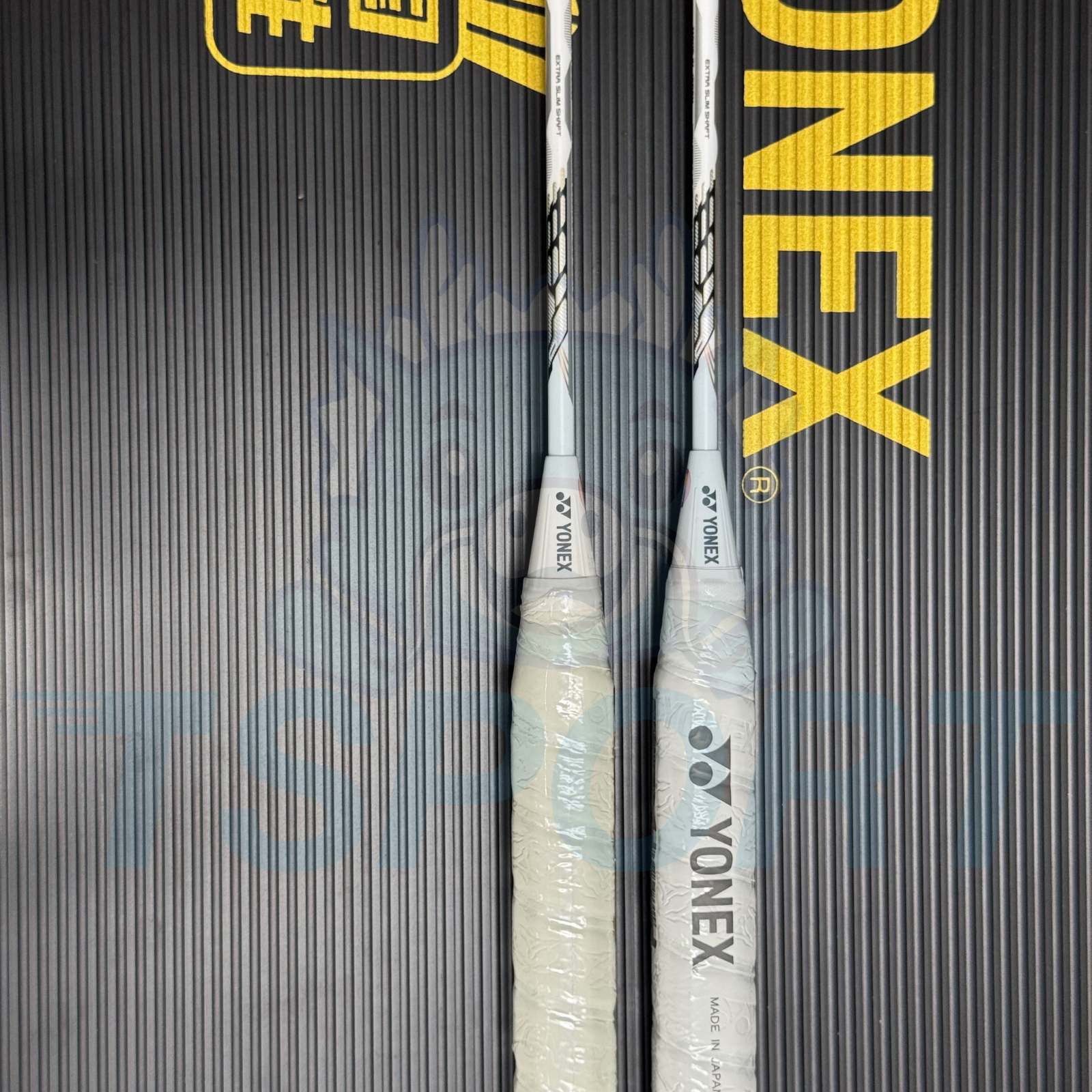 [Collect] Yonex x Lin Dan Voltric Z-Force II Limited Badminton Racket - White