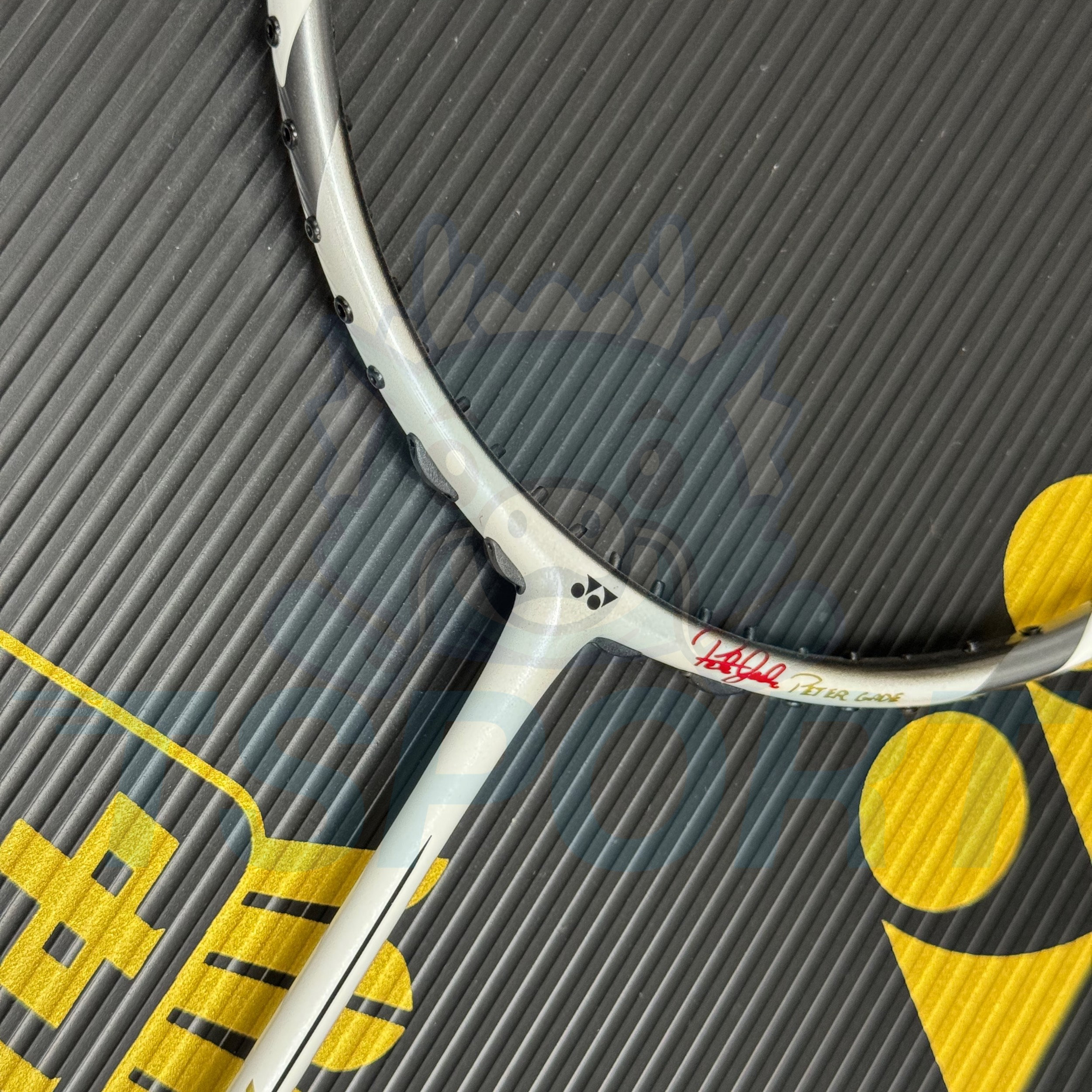 [Collect] Yonex x Peter Gade Arcsaber 10 Limited Badminton Racket - White