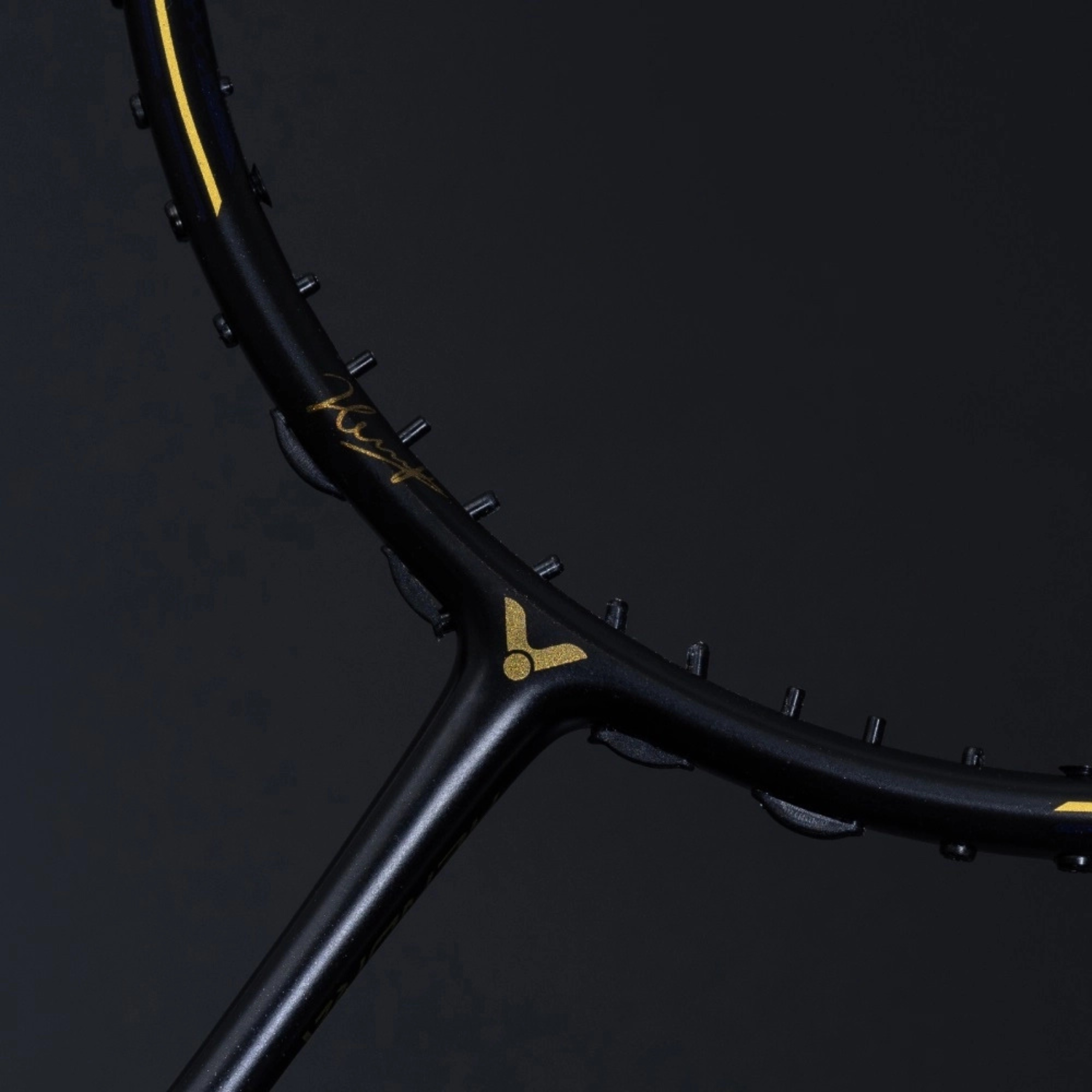 [Collect] Victor Auraspeed Hypersonic Plus Hendra Black Badminton Racket